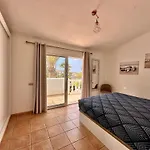Апартаменты Beautiful House With Mountain And Ocean View Адехе