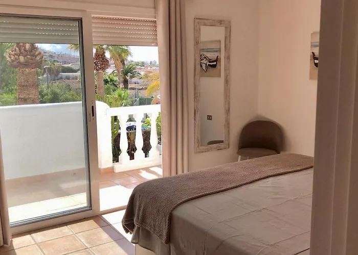 Beautiful House With Mountain And Ocean View *